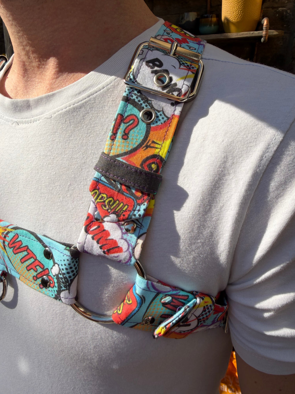 H Harness — Comic Speech Bubbles in Blue (Festival)