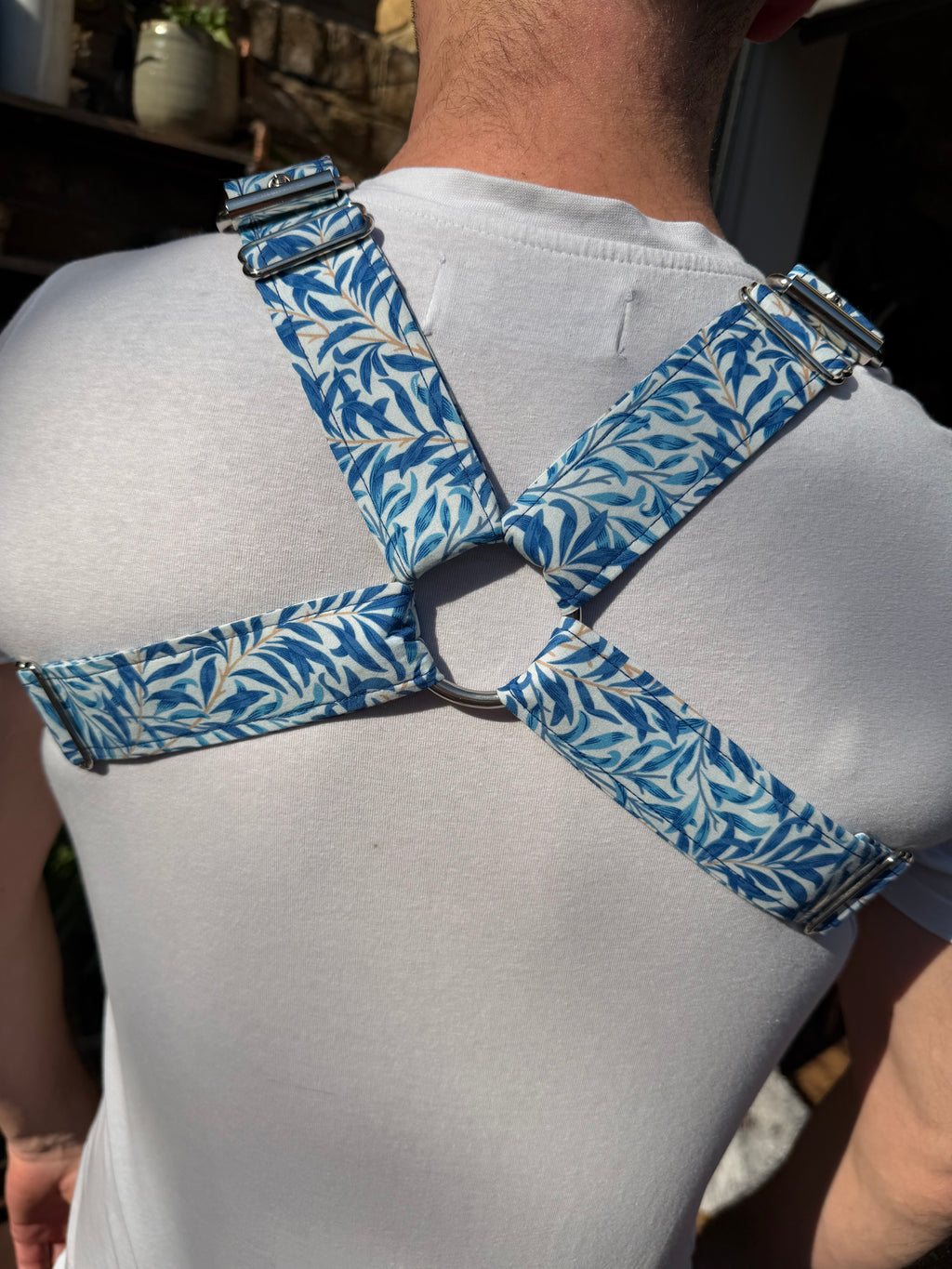 H Harness — Willow Bough in Azure (William Morris)