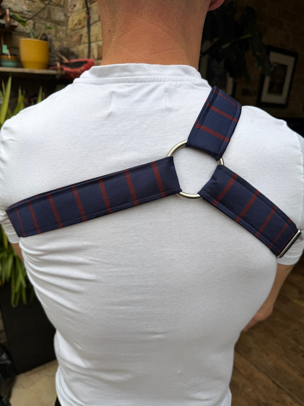 Y Harness — Navy with Red Stripes (Tie Cloth)
