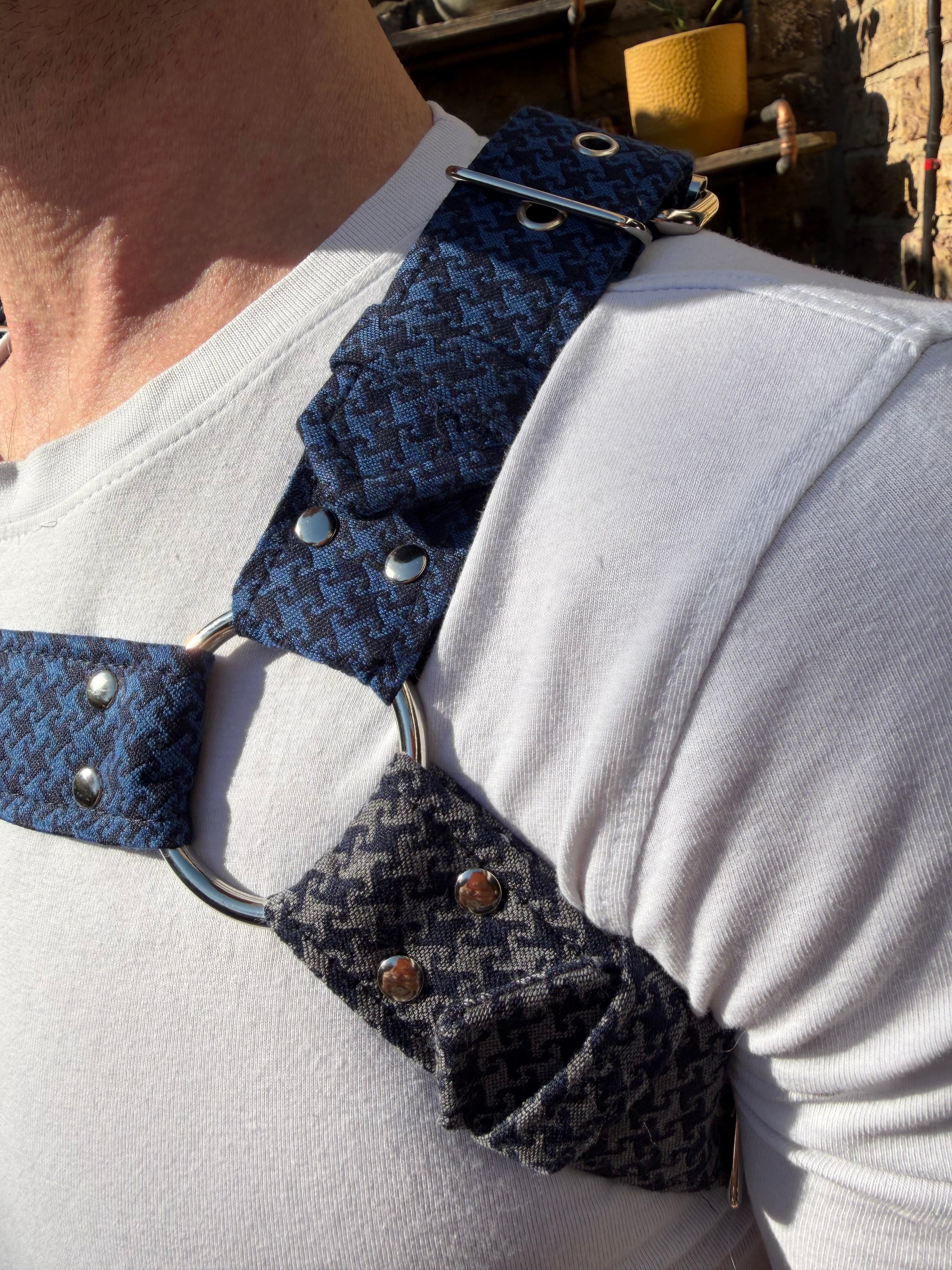 H Harness — Cheeky Houndstooth Combo, Slate-and-Grey (Tie Cloth)