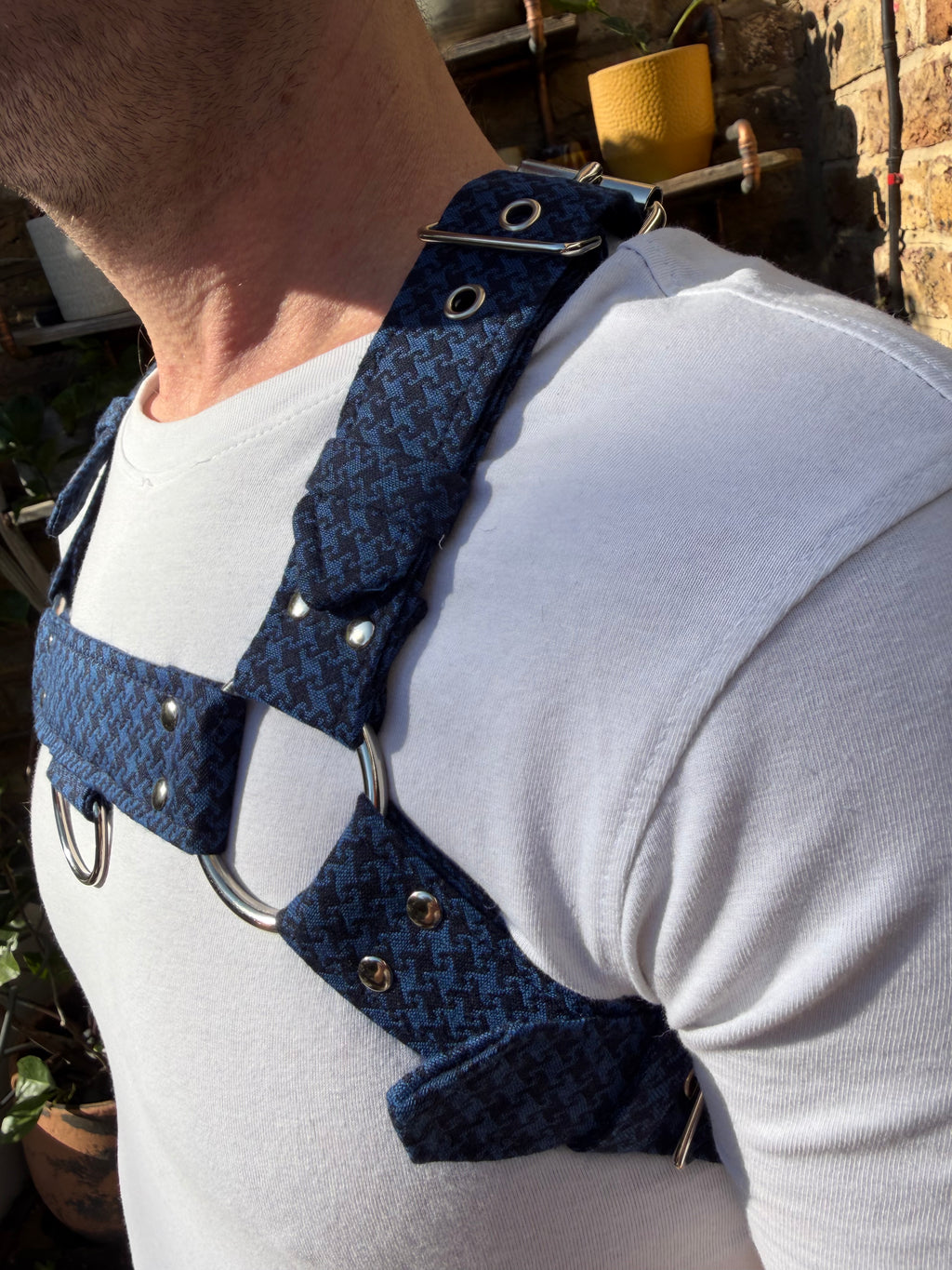 H Harness — Cheeky Houndstooth in Navy (Tie Cloth)