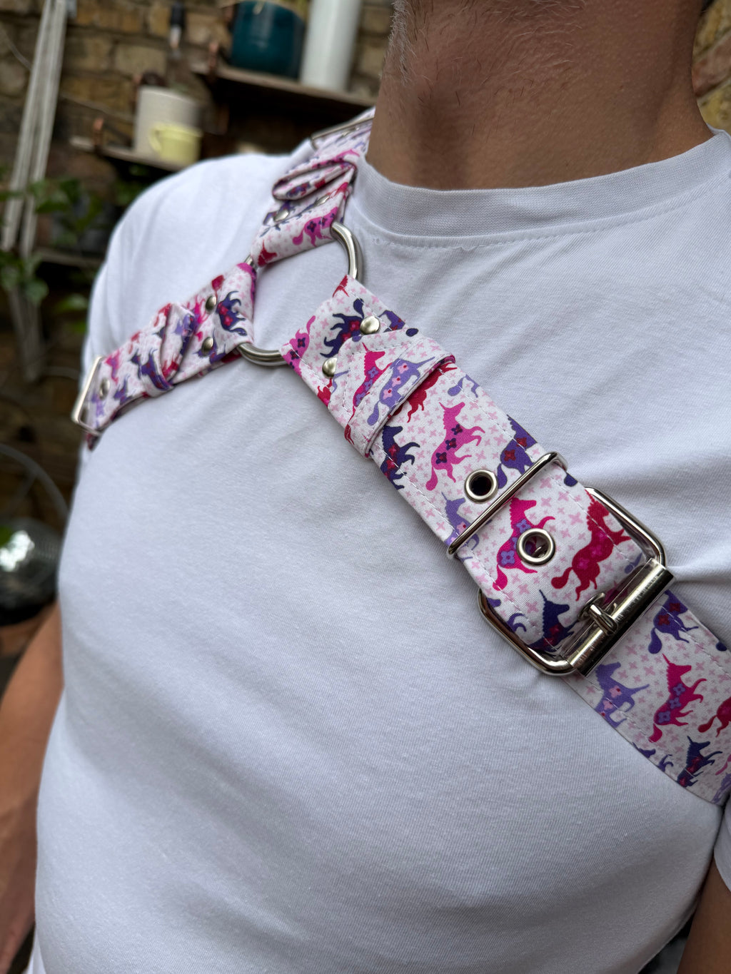 Y Harness — Scandi Unicorns in White (Festival)