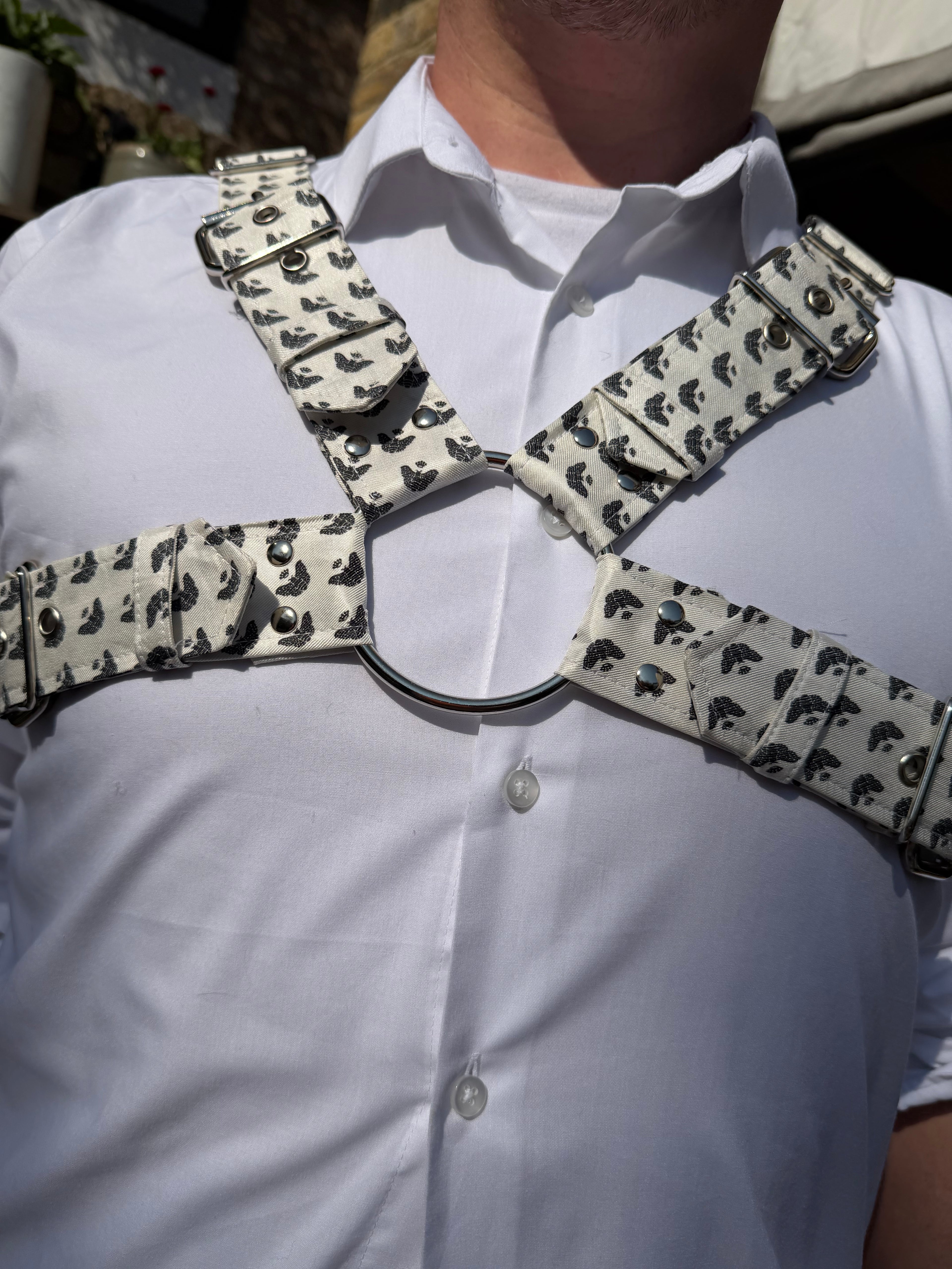 X Harness — White Queen Bee Silk (Tie Cloth)