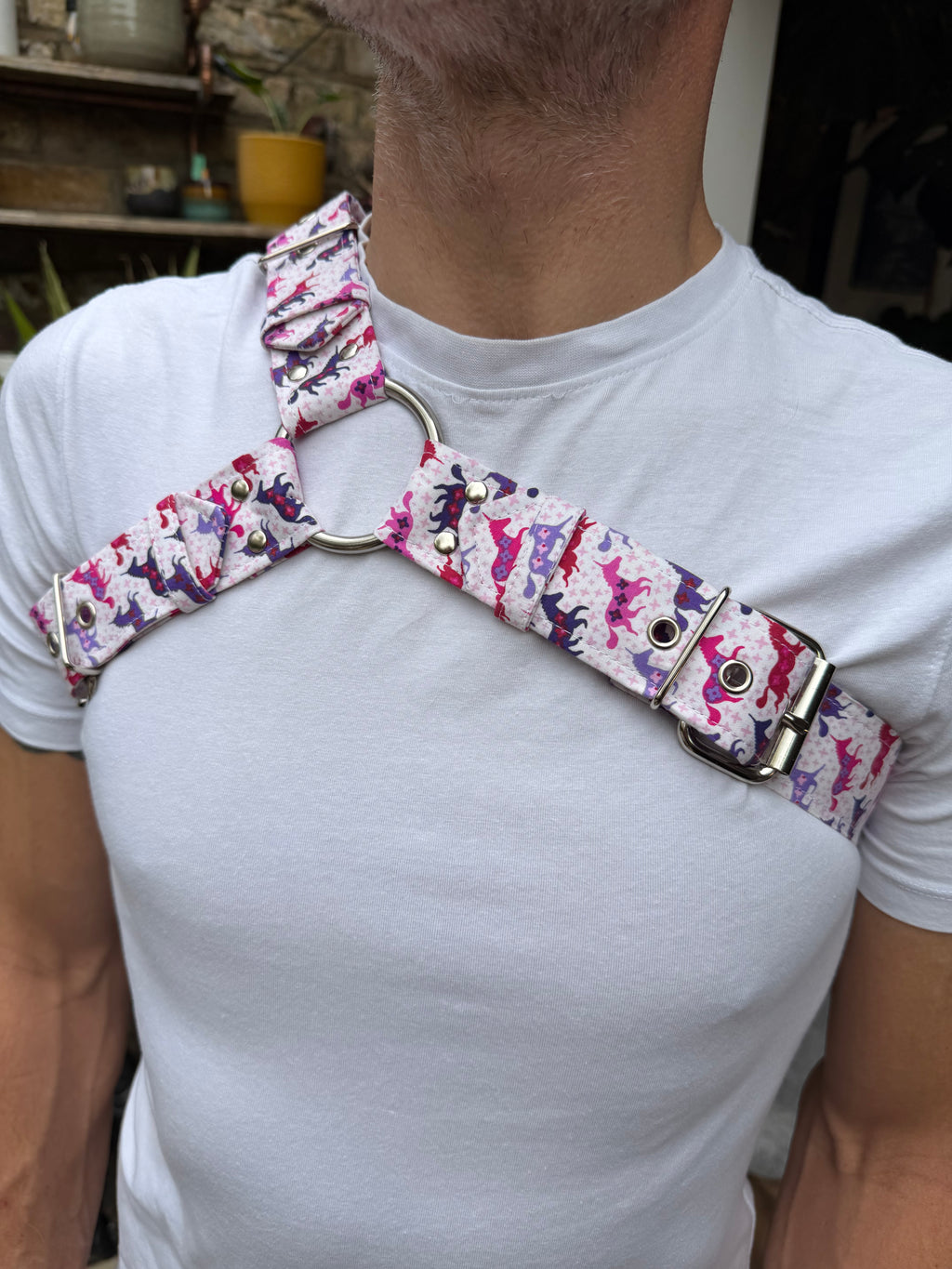 Y Harness — Scandi Unicorns in White (Festival)