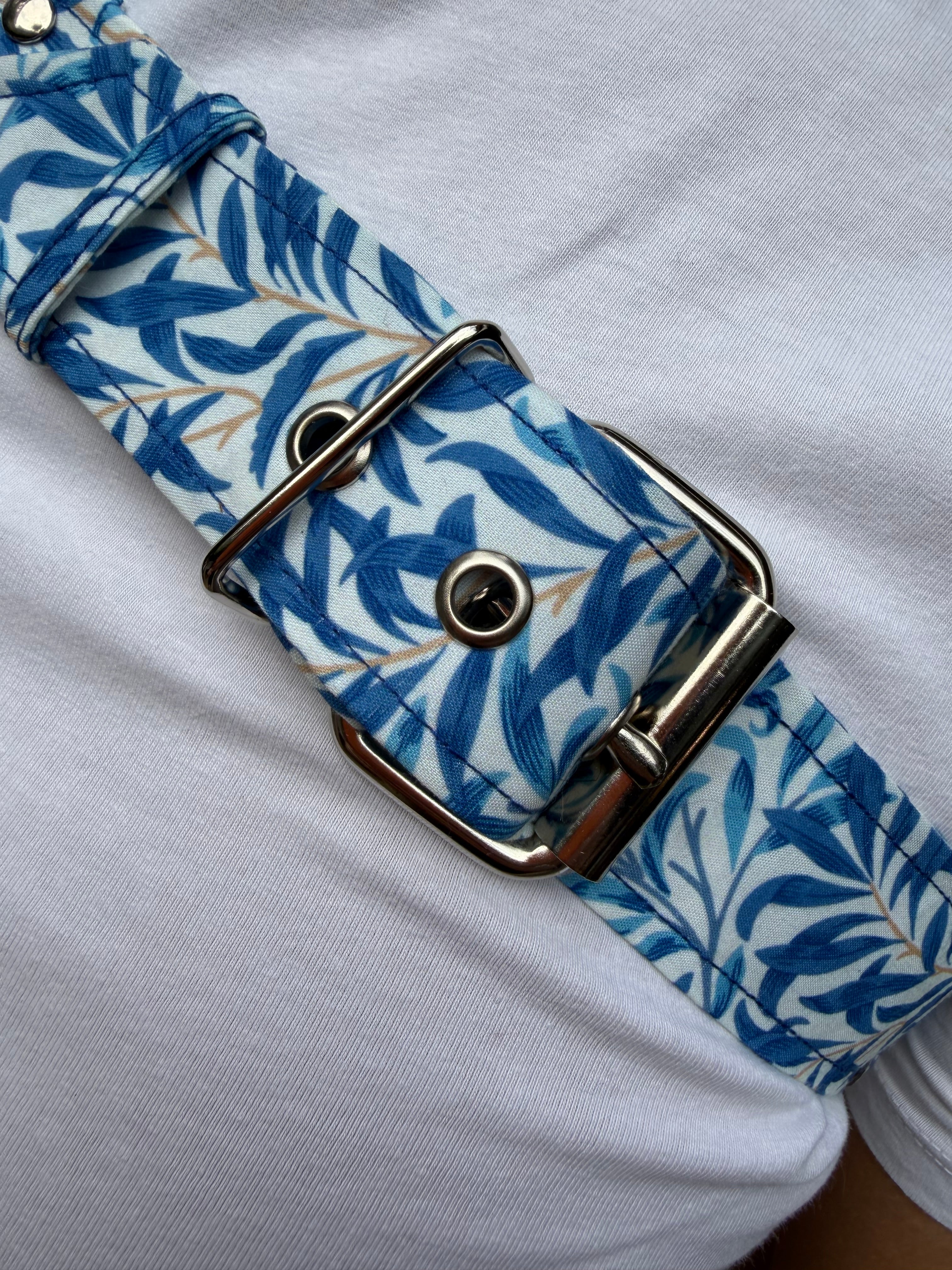 Y Harness — Willow Bough in Azure (William Morris)