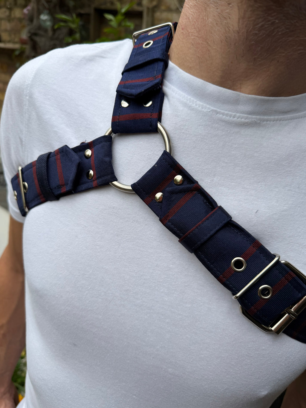 Y Harness — Navy with Red Stripes (Tie Cloth)