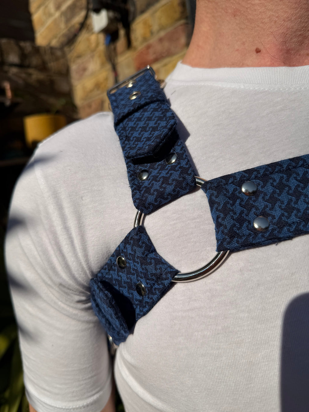 H Harness — Cheeky Houndstooth in Navy (Tie Cloth)