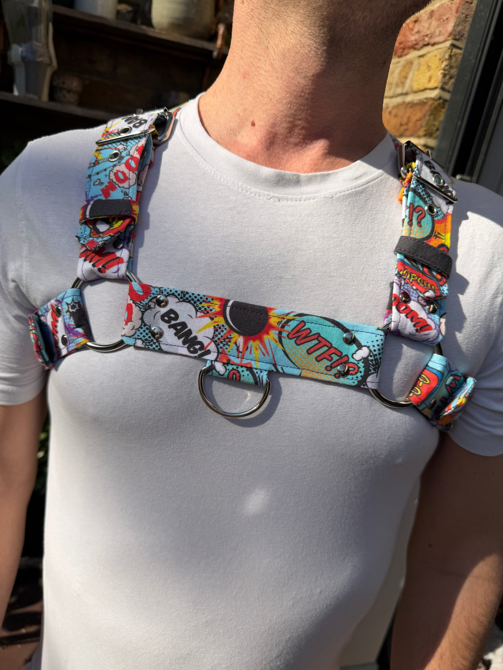 H Harness — Comic Speech Bubbles in Blue (Festival)