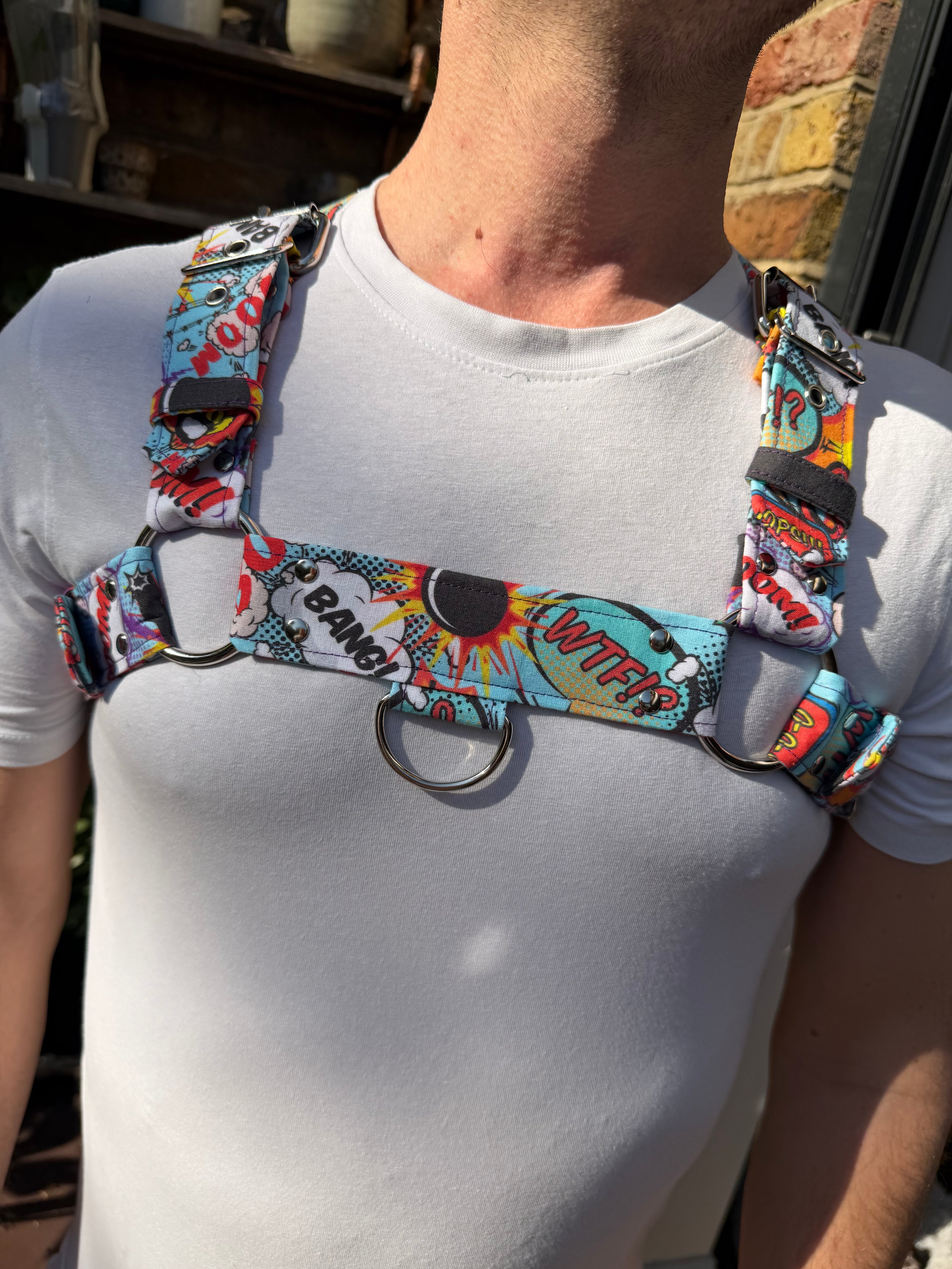 H Harness — Comic Speech Bubbles in Blue (Festival)