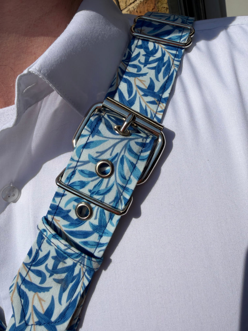 X Harness — Willow Bough in Azure (William Morris)