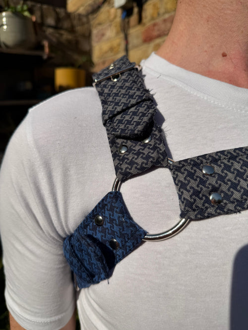 H Harness — Cheeky Houndstooth Combo, Slate-and-Grey (Tie Cloth)